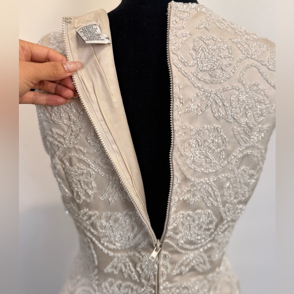 Vintage Bridal Nude Champagne beaded silk evening top size 4 - Picture 5 of 12